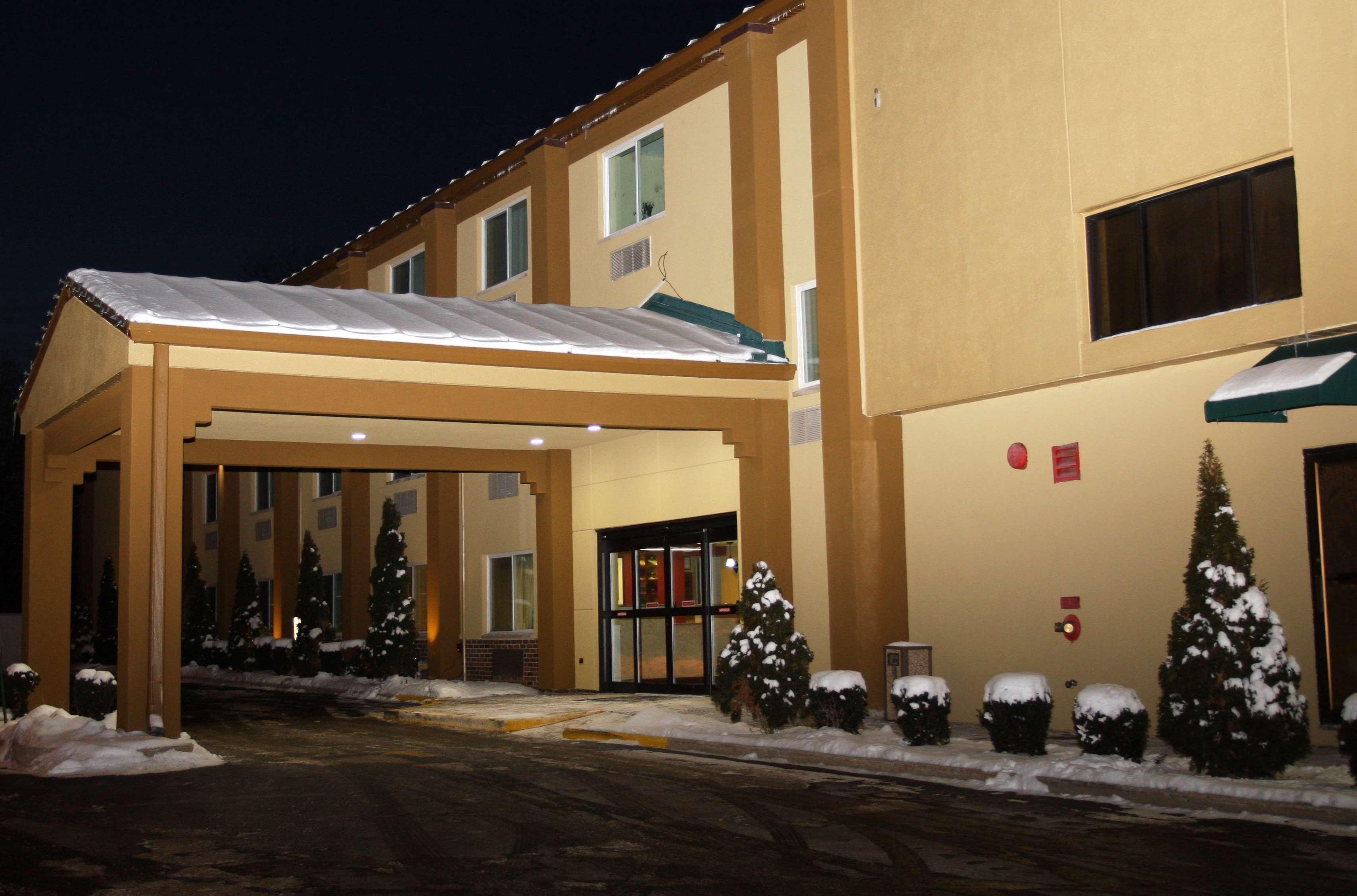 Hotel Americinn By Wyndham Il 3*
